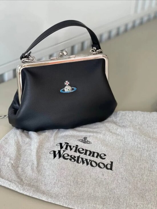 Vivienne Westwood Handbags - Vivienne Westwood Granny Frame pebble leather